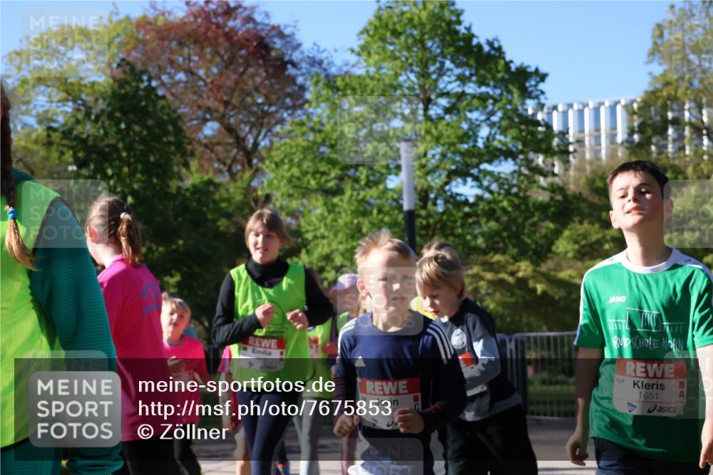 25.04.2025 - Das Zehntel Zöllner http://msf.ph/oto/7675853 26.04.2025 07:47:38 Laufen 3829, 1651 meine-sportfotos.de