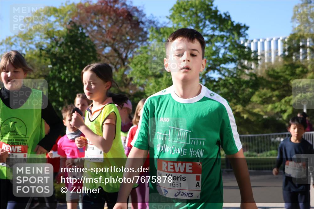 25.04.2025 - Das Zehntel Zöllner http://msf.ph/oto/7675878 26.04.2025 07:47:40 Laufen 3616, 1651 meine-sportfotos.de
