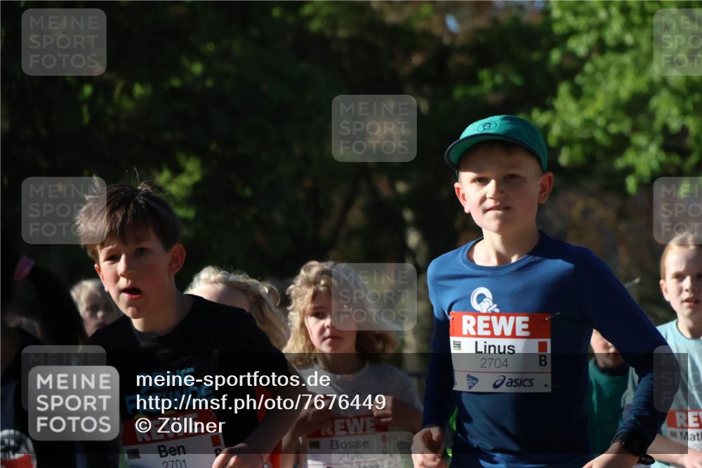 25.04.2025 - Das Zehntel Zöllner http://msf.ph/oto/7676449 26.04.2025 07:48:22 Laufen 2701, 2126, 2704, 9 meine-sportfotos.de