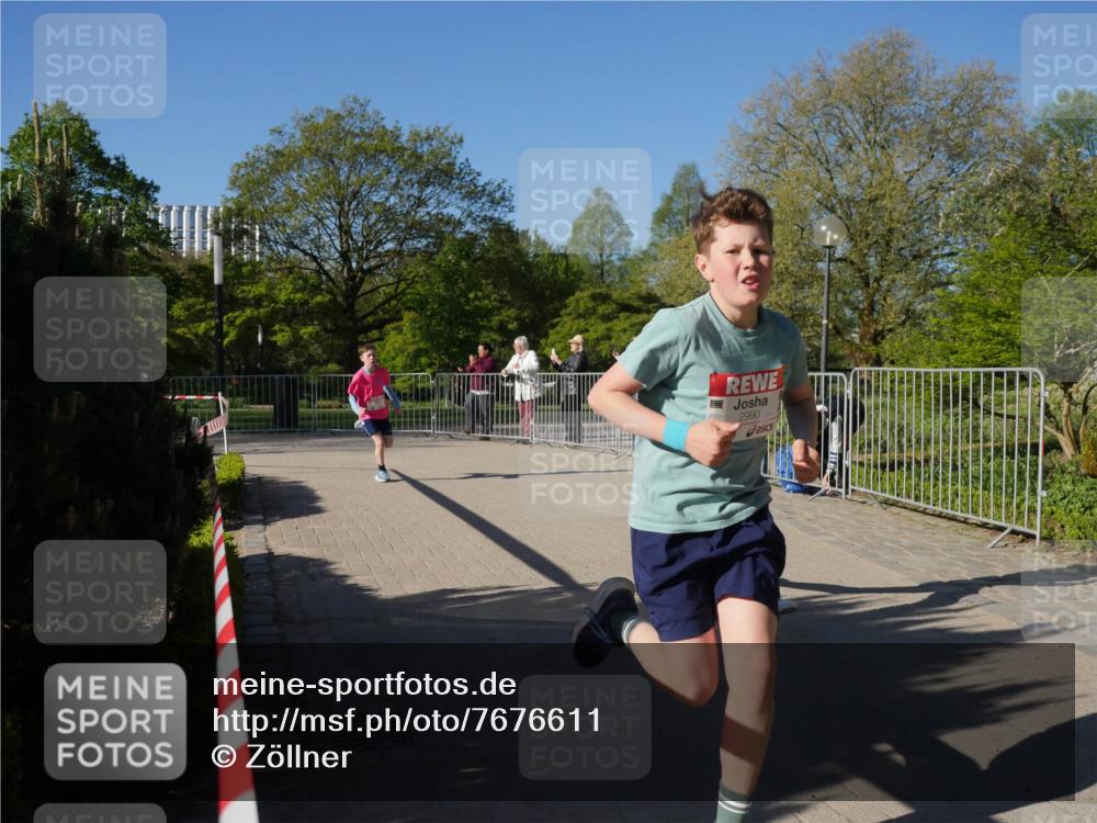 25.04.2025 - Das Zehntel Zöllner http://msf.ph/oto/7676611 26.04.2025 08:40:17 Laufen 2990 meine-sportfotos.de