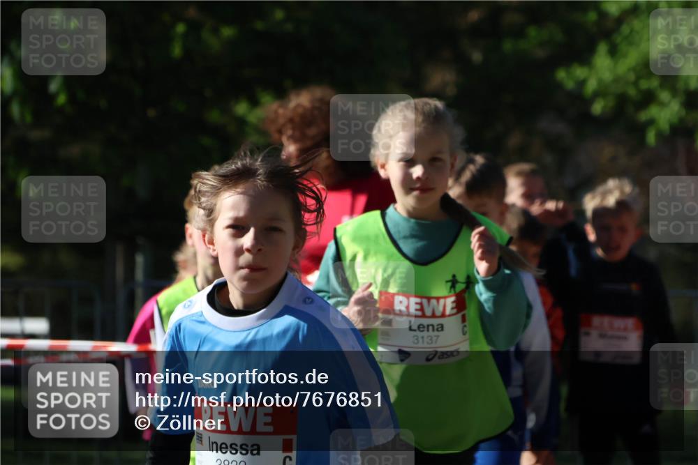 25.04.2025 - Das Zehntel Zöllner http://msf.ph/oto/7676851 26.04.2025 07:48:49 Laufen 2000, 3137 meine-sportfotos.de