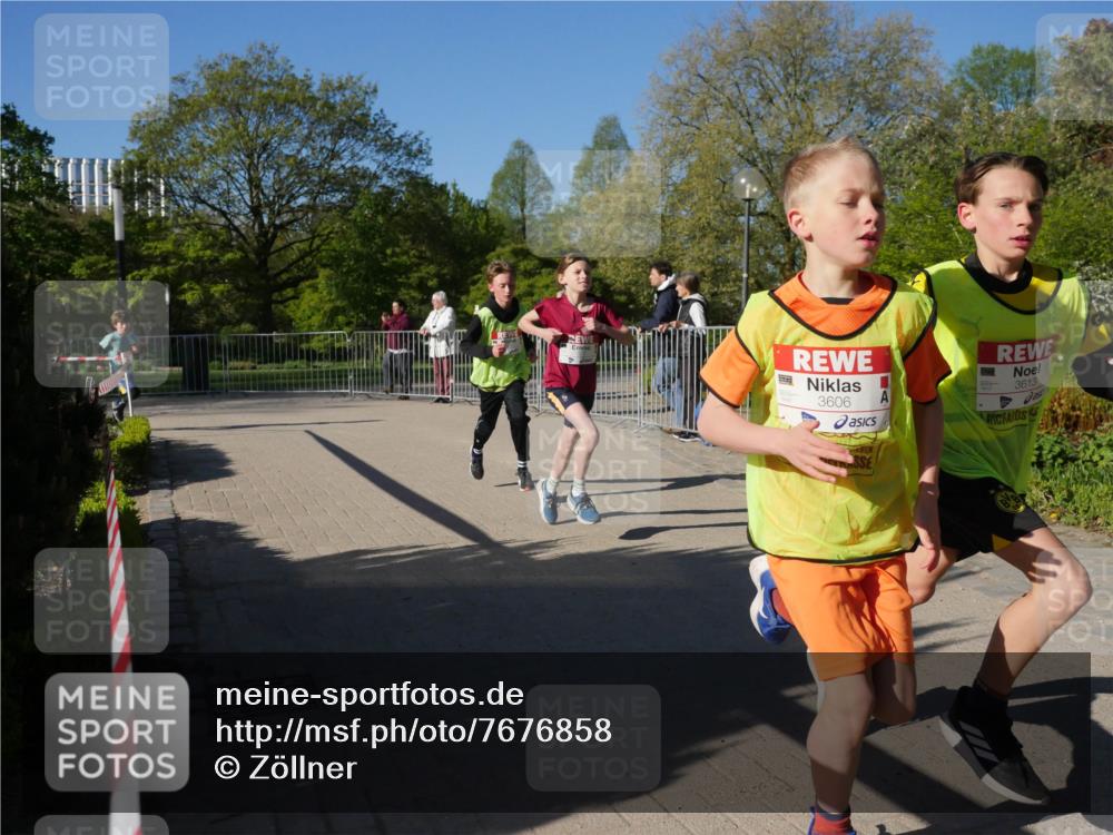 25.04.2025 - Das Zehntel Zöllner http://msf.ph/oto/7676858 26.04.2025 08:40:43 Laufen 3606, 3613 meine-sportfotos.de