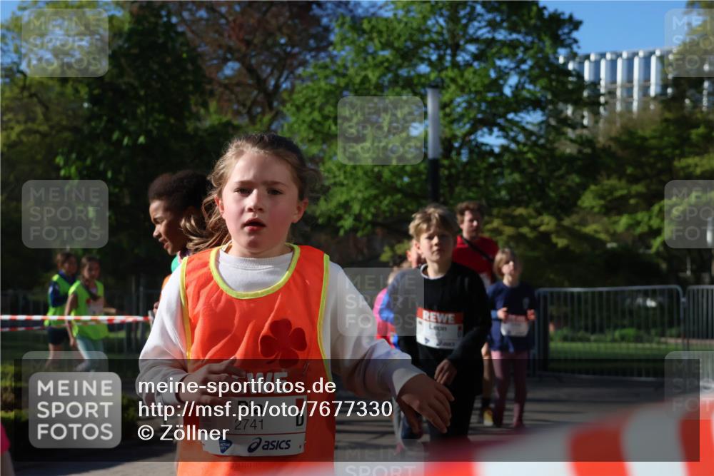 25.04.2025 - Das Zehntel Zöllner http://msf.ph/oto/7677330 26.04.2025 07:49:30 Laufen 2741, 2741 meine-sportfotos.de