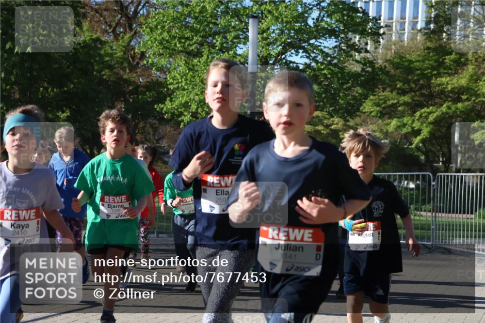 25.04.2025 - Das Zehntel Zöllner http://msf.ph/oto/7677453 26.04.2025 07:49:43 Laufen 2410, 1325, 1328, 2597, 141 meine-sportfotos.de