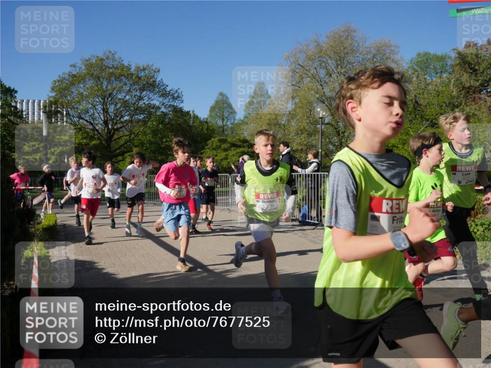 25.04.2025 - Das Zehntel Zöllner http://msf.ph/oto/7677525 26.04.2025 08:41:47 Laufen 321 meine-sportfotos.de