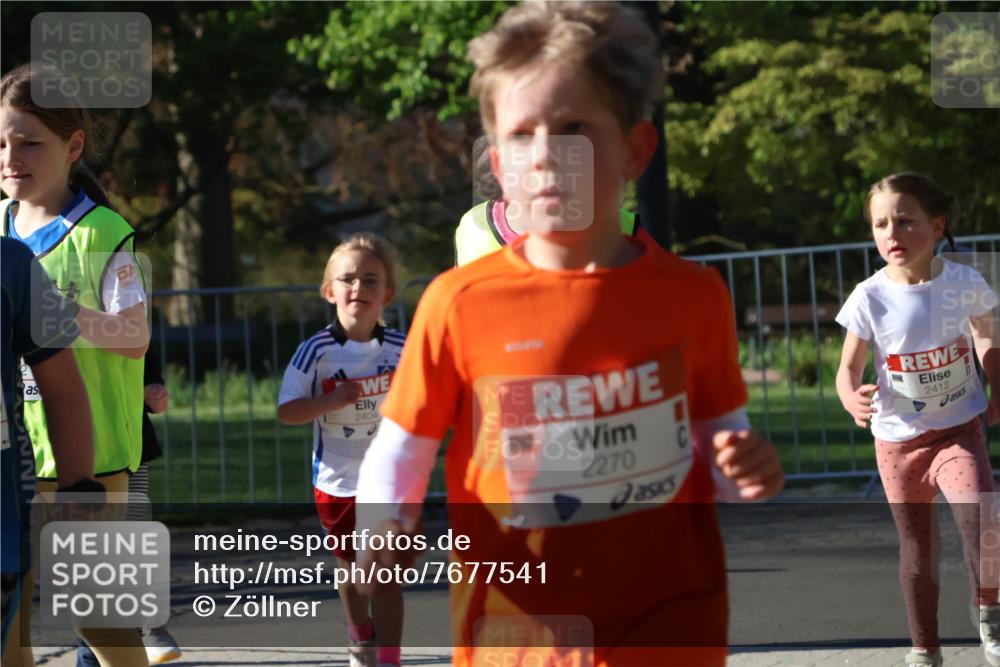 25.04.2025 - Das Zehntel Zöllner http://msf.ph/oto/7677541 26.04.2025 07:49:50 Laufen 5, 2404, 2270, 2412 meine-sportfotos.de