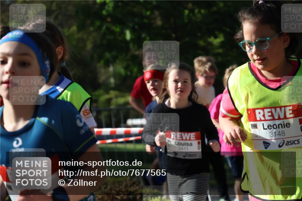 25.04.2025 - Das Zehntel Zöllner http://msf.ph/oto/7677565 26.04.2025 07:49:51 Laufen 2411, 3148, 3148 meine-sportfotos.de