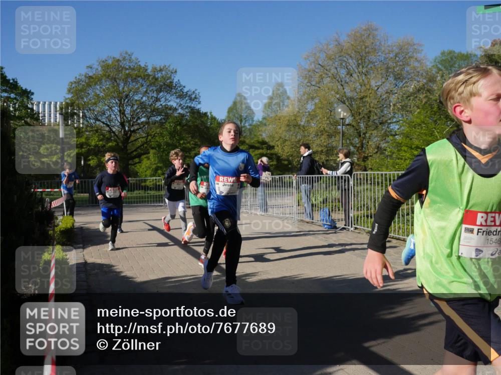 25.04.2025 - Das Zehntel Zöllner http://msf.ph/oto/7677689 26.04.2025 08:42:00 Laufen 1546 meine-sportfotos.de