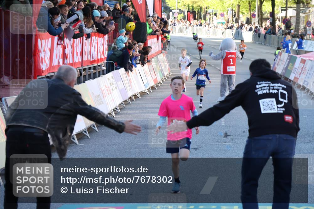 25.04.2025 - Das Zehntel Luisa Fischer http://msf.ph/oto/7678302 26.04.2025 08:48:42 Ziel 3469 meine-sportfotos.de