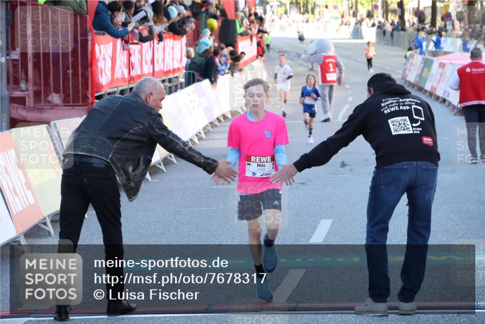 25.04.2025 - Das Zehntel Luisa Fischer http://msf.ph/oto/7678317 26.04.2025 08:48:43 Ziel 2715, 3469 meine-sportfotos.de
