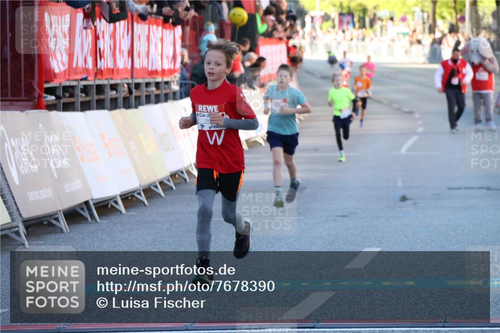 25.04.2025 - Das Zehntel Luisa Fischer http://msf.ph/oto/7678390 26.04.2025 08:49:06 Ziel 1926, 2990, 3823 meine-sportfotos.de