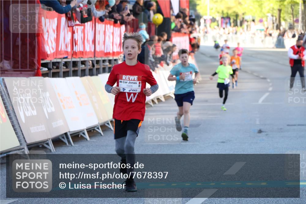 25.04.2025 - Das Zehntel Luisa Fischer http://msf.ph/oto/7678397 26.04.2025 08:49:06 Ziel 1926, 2990, 3823 meine-sportfotos.de