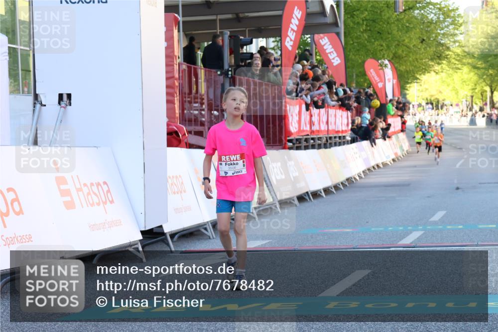 25.04.2025 - Das Zehntel Luisa Fischer http://msf.ph/oto/7678482 26.04.2025 08:49:31 Ziel 1754, 1929, 3506 meine-sportfotos.de