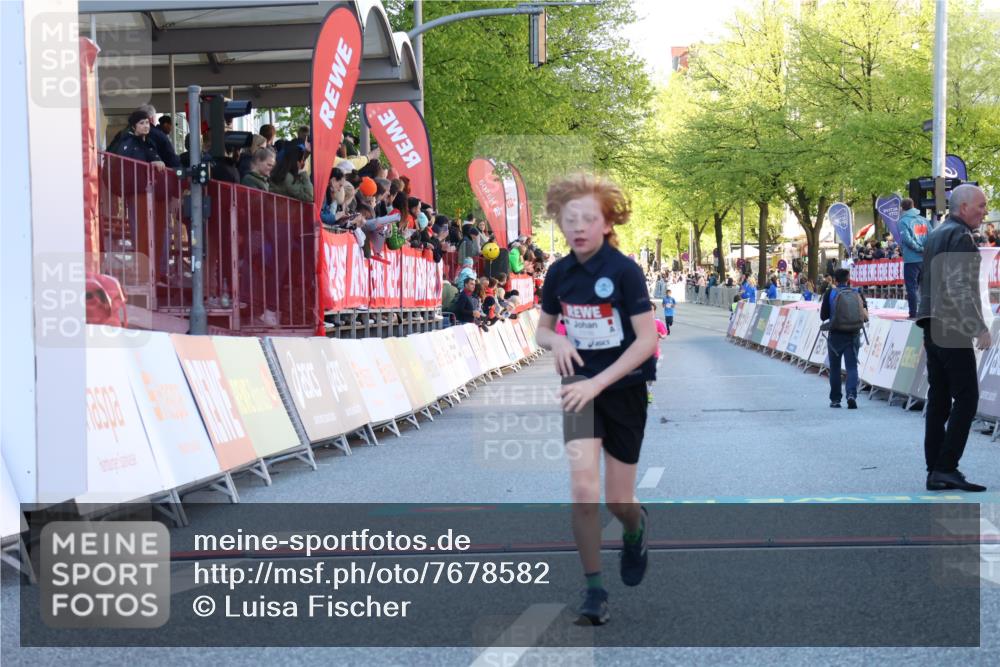 25.04.2025 - Das Zehntel Luisa Fischer http://msf.ph/oto/7678582 26.04.2025 08:50:11 Ziel 1116, 1537, 2383, 2995 meine-sportfotos.de