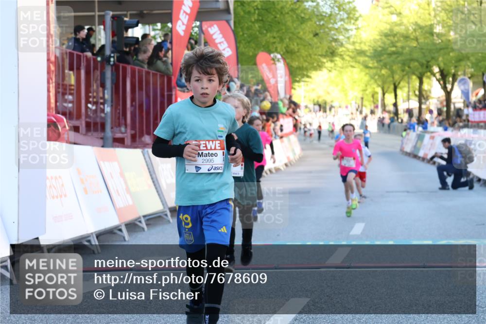25.04.2025 - Das Zehntel Luisa Fischer http://msf.ph/oto/7678609 26.04.2025 08:50:15 Ziel 1107, 1116, 2383, 2995, 3539, 3540 meine-sportfotos.de