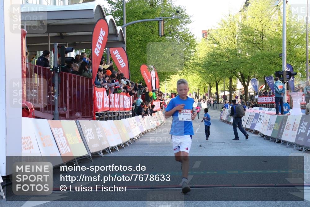 25.04.2025 - Das Zehntel Luisa Fischer http://msf.ph/oto/7678633 26.04.2025 08:50:25 Ziel 1107, 1131, 3539, 3540 meine-sportfotos.de