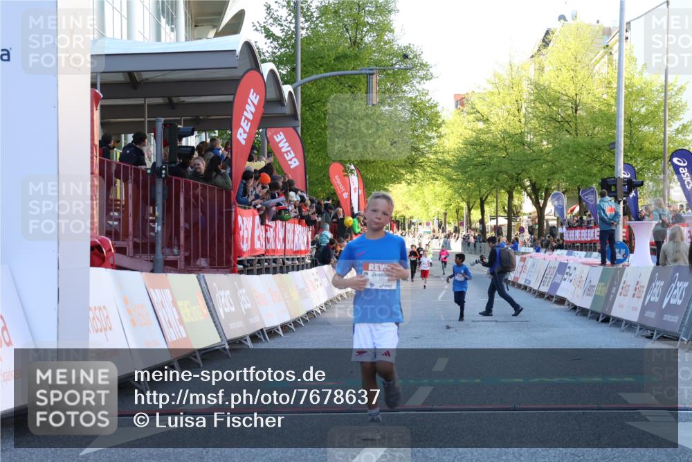 25.04.2025 - Das Zehntel Luisa Fischer http://msf.ph/oto/7678637 26.04.2025 08:50:26 Ziel 1107, 1131, 3539, 3540 meine-sportfotos.de