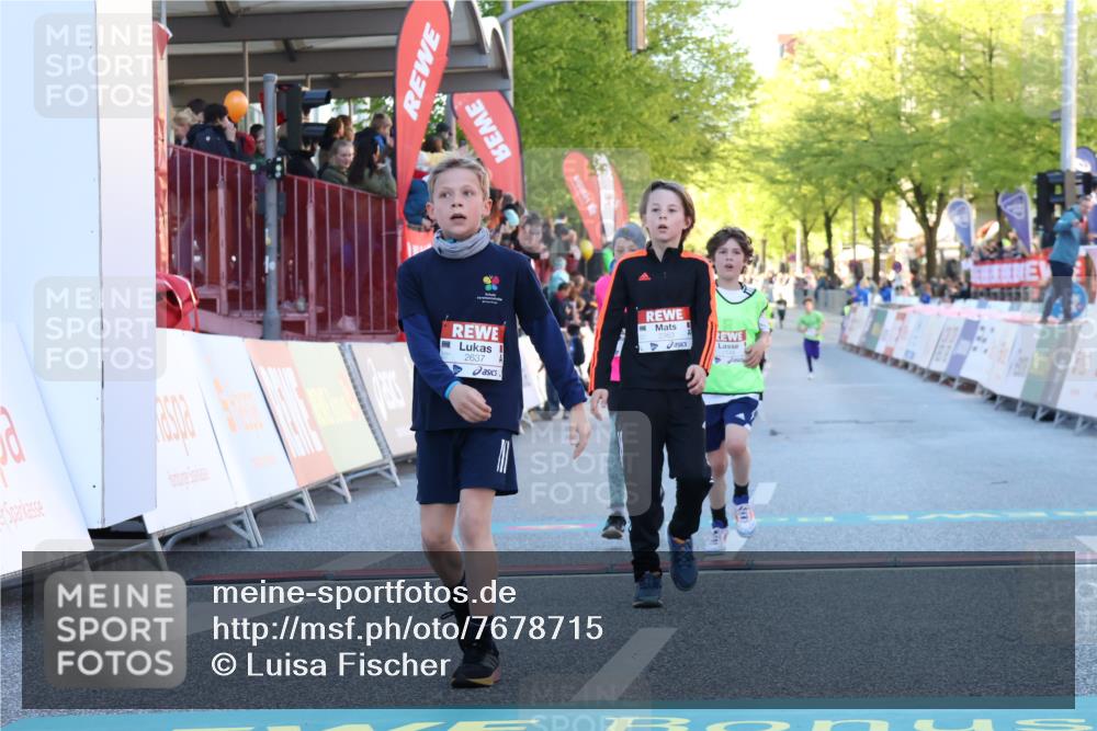 25.04.2025 - Das Zehntel Luisa Fischer http://msf.ph/oto/7678715 26.04.2025 08:50:45 Ziel 1549, 2363, 2637, 2728, 2739, 3455 meine-sportfotos.de