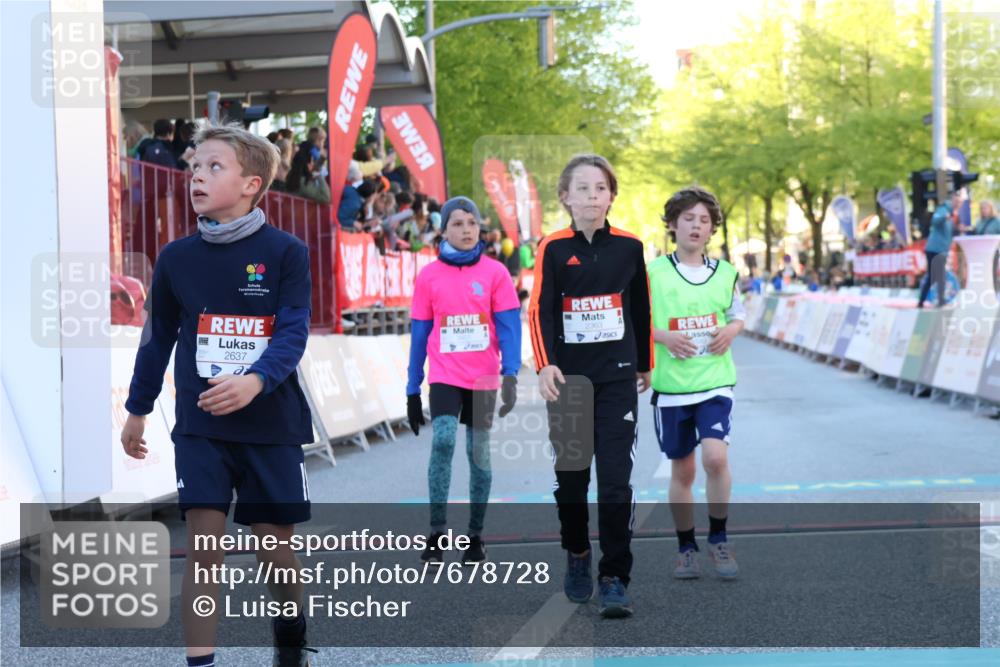 25.04.2025 - Das Zehntel Luisa Fischer http://msf.ph/oto/7678728 26.04.2025 08:50:47 Ziel 1549, 2363, 2637, 2655, 2728, 3455 meine-sportfotos.de
