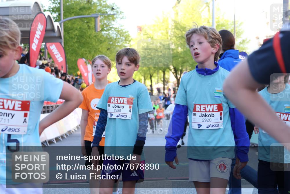 25.04.2025 - Das Zehntel Luisa Fischer http://msf.ph/oto/7678890 26.04.2025 08:51:41 Ziel 1080, 1087, 1114, 1484, 1748, 2325, 2356, 2392, 2474, 2709, 2718, 2734, 2778, 2827, 2832, 3231, 3782, 3865 meine-sportfotos.de
