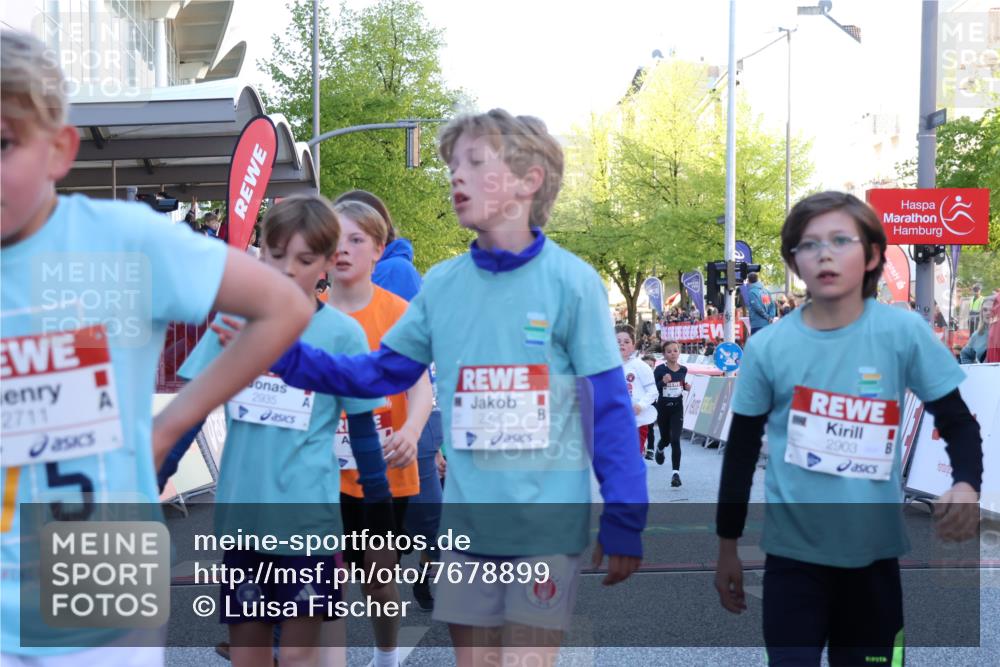 25.04.2025 - Das Zehntel Luisa Fischer http://msf.ph/oto/7678899 26.04.2025 08:51:42 Ziel 1080, 1087, 1114, 1484, 1748, 2356, 2392, 2474, 2709, 2718, 2734, 2778, 2827, 2832, 3040, 3231, 3782, 3865 meine-sportfotos.de