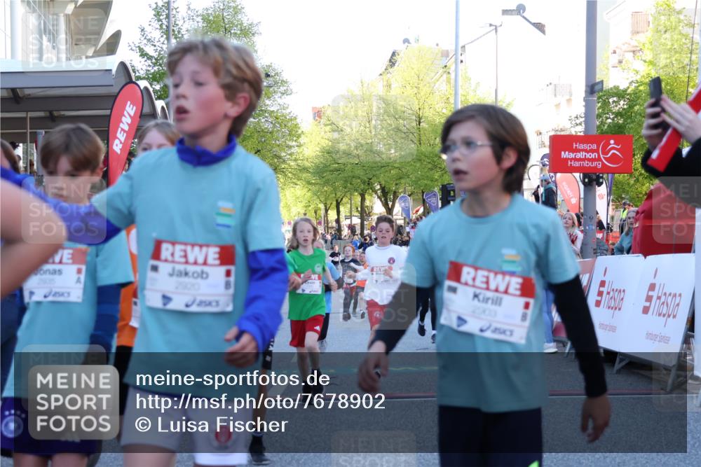 25.04.2025 - Das Zehntel Luisa Fischer http://msf.ph/oto/7678902 26.04.2025 08:51:43 Ziel 1080, 1087, 1114, 1484, 1748, 2356, 2392, 2474, 2709, 2718, 2734, 2778, 2827, 2832, 3040, 3231, 3782, 3865 meine-sportfotos.de