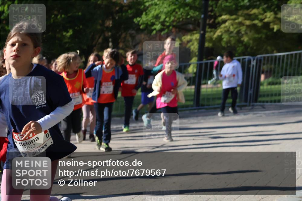 25.04.2025 - Das Zehntel Zöllner http://msf.ph/oto/7679567 26.04.2025 07:50:16 Laufen 1022 meine-sportfotos.de