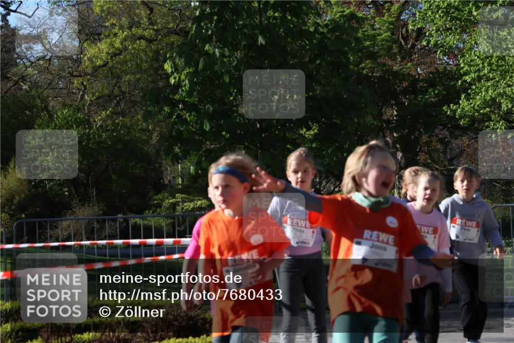 25.04.2025 - Das Zehntel Zöllner http://msf.ph/oto/7680433 26.04.2025 07:51:09 Laufen  meine-sportfotos.de