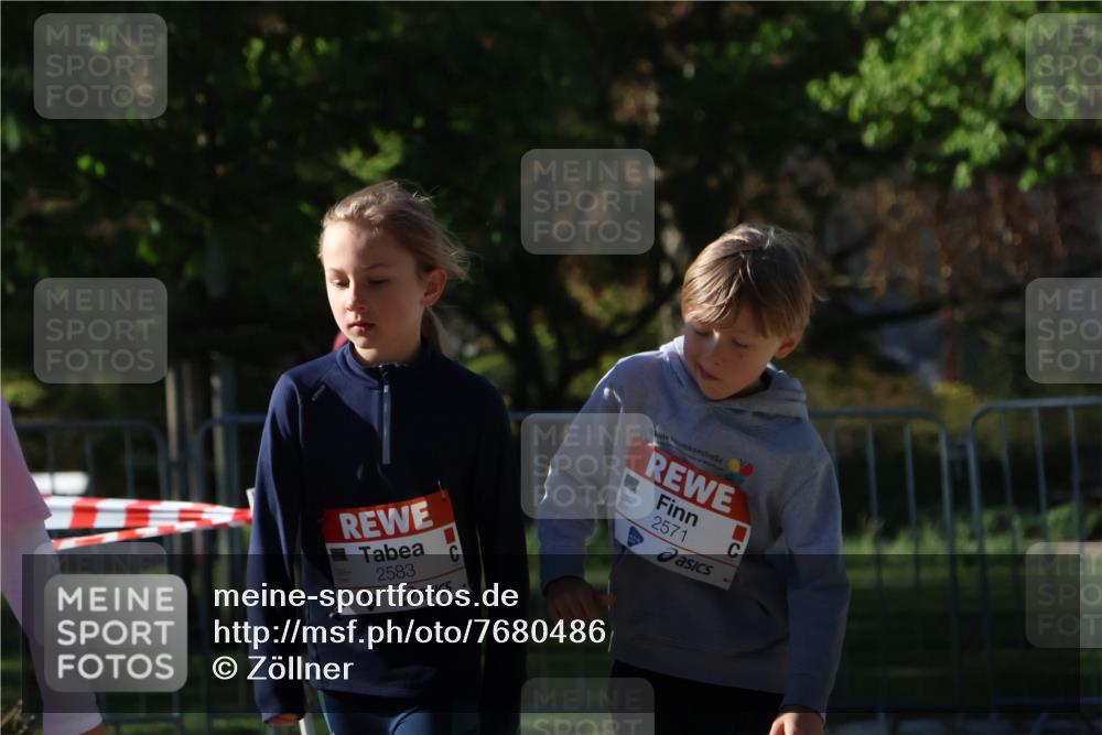 25.04.2025 - Das Zehntel Zöllner http://msf.ph/oto/7680486 26.04.2025 07:51:13 Laufen 2583, 2571 meine-sportfotos.de