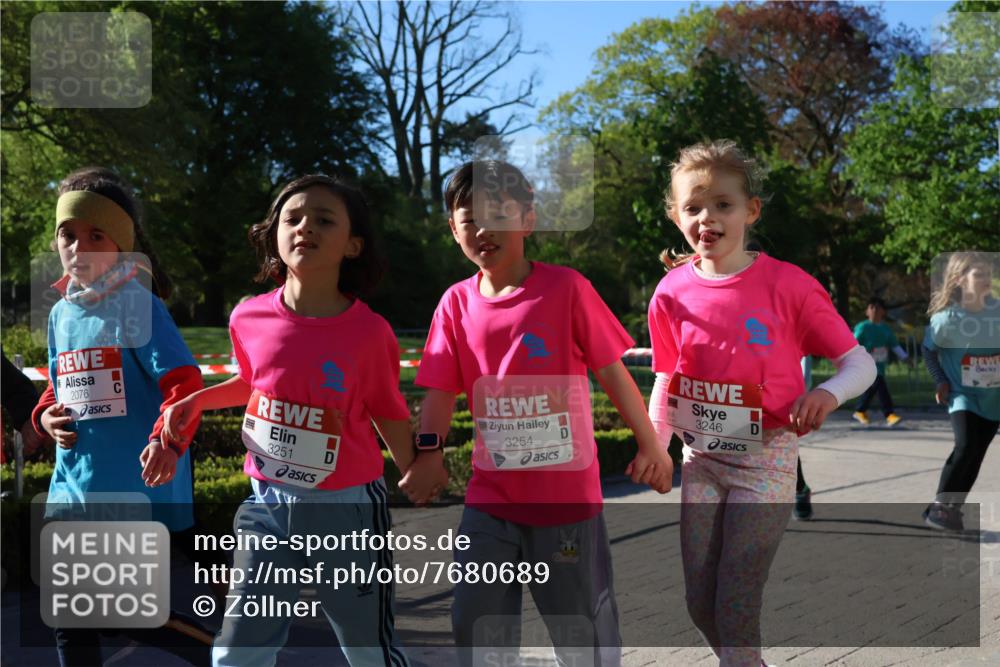 25.04.2025 - Das Zehntel Zöllner http://msf.ph/oto/7680689 26.04.2025 07:51:32 Laufen 2076, 3251, 3254, 3246 meine-sportfotos.de