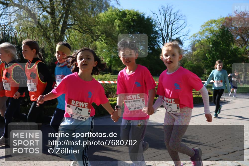 25.04.2025 - Das Zehntel Zöllner http://msf.ph/oto/7680702 26.04.2025 07:51:32 Laufen 3251, 3254, 3246 meine-sportfotos.de