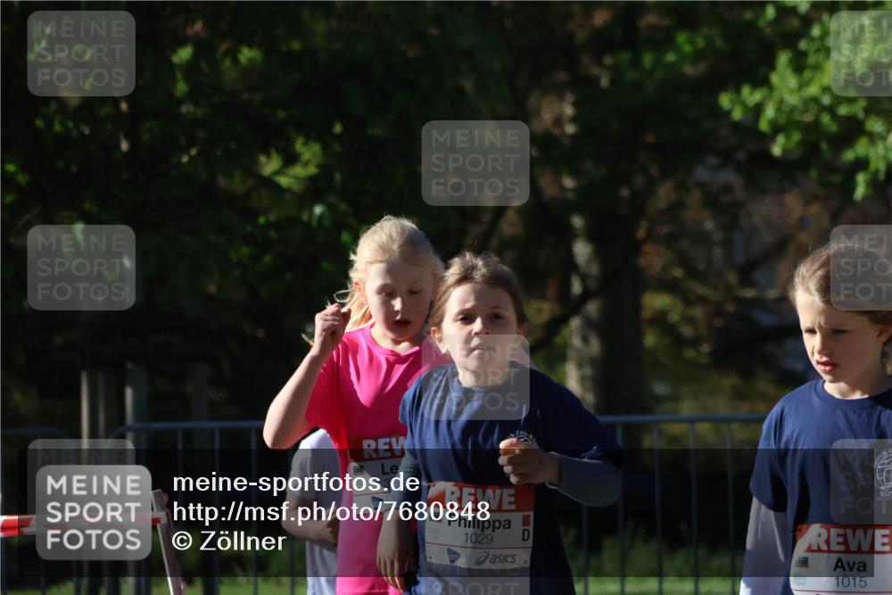 25.04.2025 - Das Zehntel Zöllner http://msf.ph/oto/7680848 26.04.2025 07:51:41 Laufen 3, 1029, 1015 meine-sportfotos.de