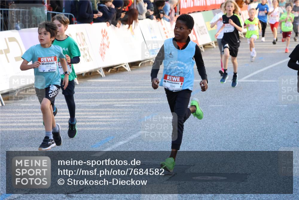 25.04.2025 - Das Zehntel Strokosch-Dieckow http://msf.ph/oto/7684582 26.04.2025 08:51:56 Ziel 1177, 1488, 1546, 1757, 1922, 1943, 2010, 2213, 2309, 2621, 2684, 2848, 2853, 2907, 2914, 2919, 2960, 3049, 3097, 3099, 3188, 3415, 3808, 3877, 2066, 2149, 2162, 2312, 2338, 2616, 2894, 3229, 3382, 3407, 3570, 3921, 3933, 3978 meine-sportfotos.de