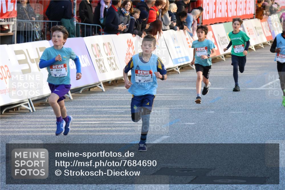 25.04.2025 - Das Zehntel Strokosch-Dieckow http://msf.ph/oto/7684690 26.04.2025 08:51:54 Ziel 1488, 1546, 1757, 1781, 1922, 1943, 2010, 2309, 2621, 2667, 2672, 2848, 2853, 2914, 2919, 3049, 3097, 3099, 3188, 3415, 3710, 3808, 3877, 2162, 2312, 2338, 2616, 2624, 2894, 3461, 3648, 3921, 3933, 3978 meine-sportfotos.de
