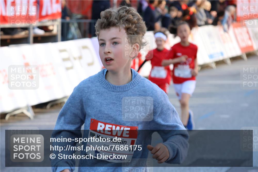 25.04.2025 - Das Zehntel Strokosch-Dieckow http://msf.ph/oto/7686175 26.04.2025 08:51:45 Ziel 1080, 1087, 1781, 1787, 1922, 2356, 2667, 2672, 2718, 2795, 2827, 2832, 2919, 3040, 3097, 3231, 3415, 3710, 3808, 1197, 1542, 1729, 1739, 1888, 2169, 2598, 2656, 2800, 2820, 3097, 3215, 3260, 3330, 3627 meine-sportfotos.de