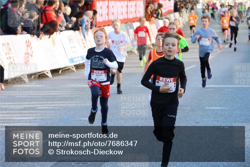 25.04.2025 - Das Zehntel Strokosch-Dieckow http://msf.ph/oto/7686347 26.04.2025 08:51:40 Ziel 1080, 1087, 1484, 1748, 1781, 1787, 1922, 2356, 2392, 2474, 2667, 2672, 2709, 2718, 2778, 2795, 2827, 2832, 3040, 3231, 3710, 3865, 1197, 1284, 1542, 1731, 1987, 2656, 2806, 2820, 3260, 3309, 3330 meine-sportfotos.de