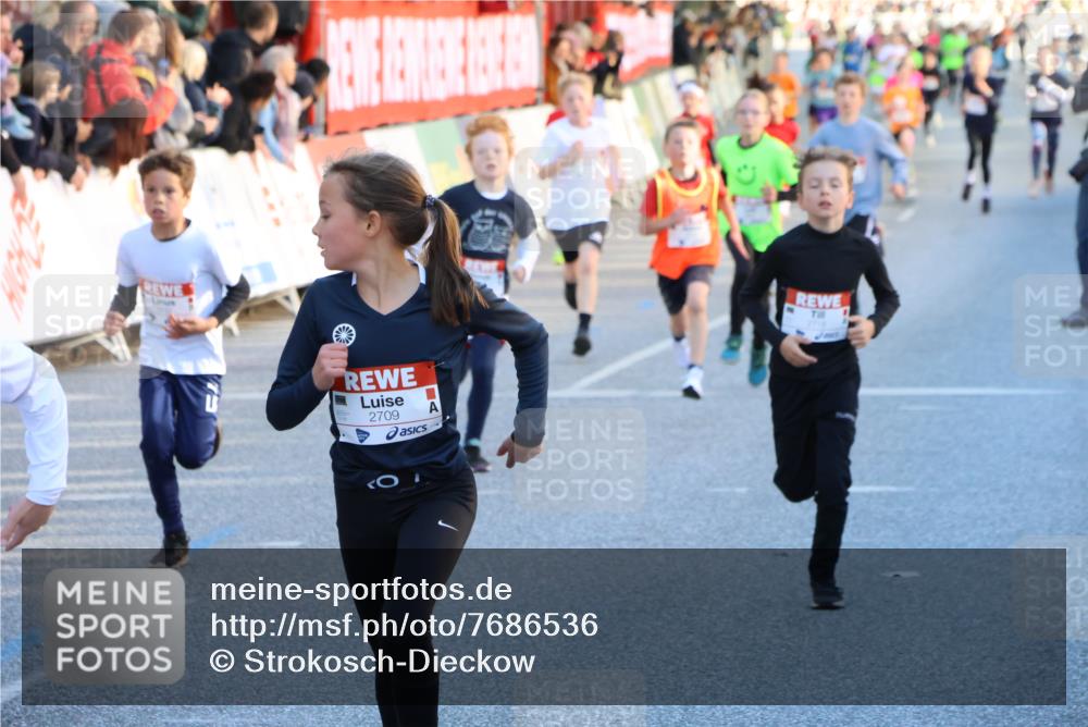 25.04.2025 - Das Zehntel Strokosch-Dieckow http://msf.ph/oto/7686536 26.04.2025 08:51:39 Ziel 1080, 1087, 1484, 1748, 1781, 1787, 2356, 2392, 2474, 2667, 2672, 2709, 2718, 2734, 2778, 2795, 2827, 2832, 3040, 3231, 3710, 3865, 1284, 1523, 1542, 1731, 1987, 2806, 2820, 3260, 3309, 3330 meine-sportfotos.de