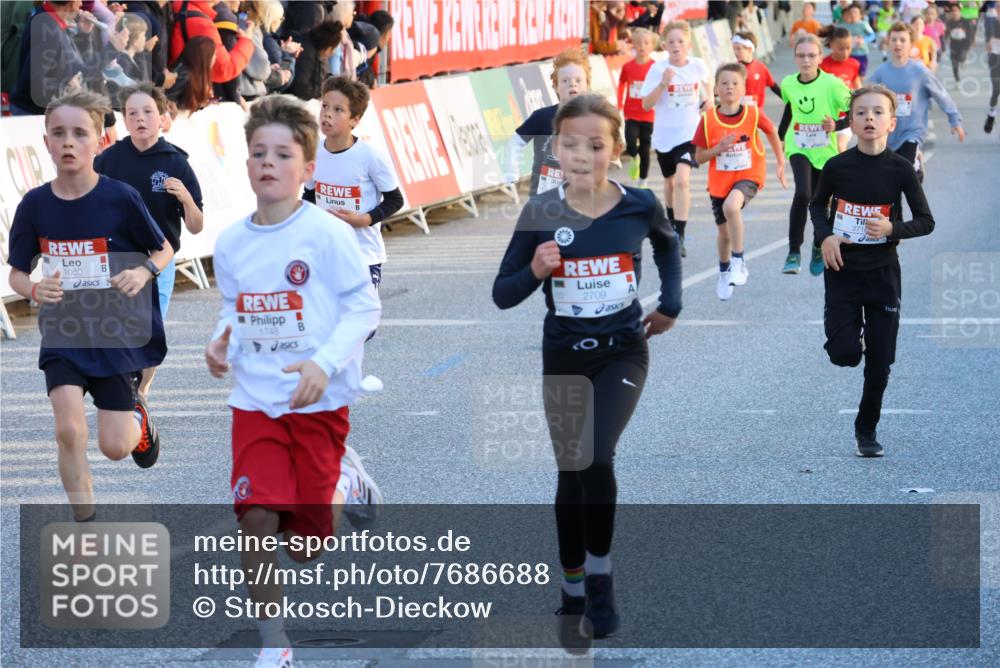 25.04.2025 - Das Zehntel Strokosch-Dieckow http://msf.ph/oto/7686688 26.04.2025 08:51:38 Ziel 1080, 1087, 1484, 1748, 1781, 1787, 2356, 2392, 2474, 2667, 2672, 2709, 2718, 2734, 2778, 2795, 2827, 2832, 3040, 3231, 3710, 3865, 1284, 1523, 1542, 1731, 1987, 2806, 2820, 3260, 3309, 3330, 3967 meine-sportfotos.de