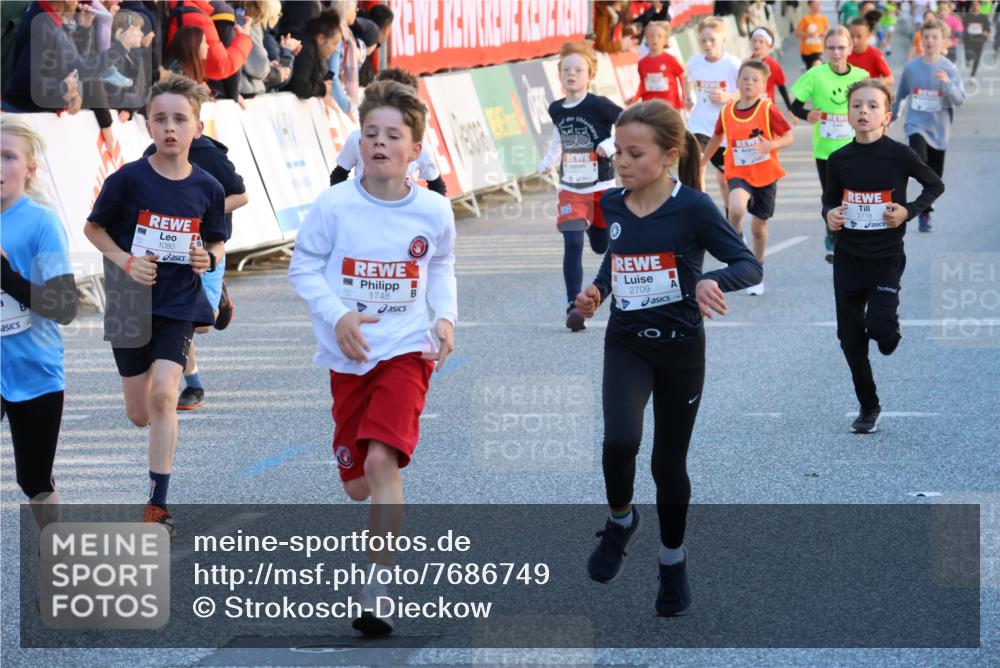 25.04.2025 - Das Zehntel Strokosch-Dieckow http://msf.ph/oto/7686749 26.04.2025 08:51:38 Ziel 1080, 1087, 1484, 1748, 1781, 1787, 2356, 2392, 2474, 2667, 2672, 2709, 2718, 2734, 2778, 2795, 2827, 2832, 3040, 3231, 3710, 3865, 1284, 1523, 1542, 1731, 1987, 2806, 2820, 3260, 3309, 3330, 3967 meine-sportfotos.de