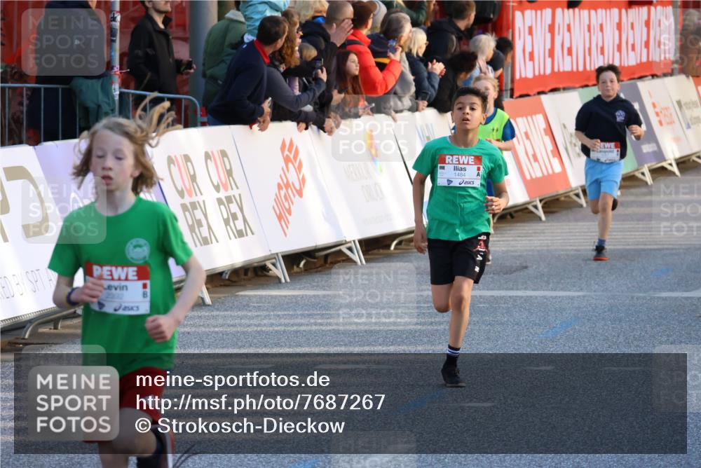 25.04.2025 - Das Zehntel Strokosch-Dieckow http://msf.ph/oto/7687267 26.04.2025 08:51:34 Ziel 1080, 1087, 1114, 1484, 1748, 2325, 2356, 2392, 2474, 2709, 2718, 2734, 2778, 2827, 2832, 3040, 3231, 3782, 3865, 1125, 1200, 1212, 1523, 1723, 1987, 2751, 3178, 3261, 3303, 3309, 3690, 3843, 3967 meine-sportfotos.de