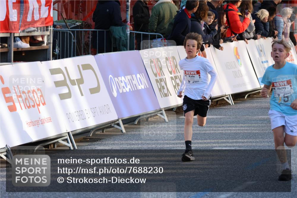 25.04.2025 - Das Zehntel Strokosch-Dieckow http://msf.ph/oto/7688230 26.04.2025 08:51:24 Ziel 1114, 2156, 2321, 2325, 2643, 2711, 2731, 2734, 2840, 2852, 2935, 3782, 1027, 1699, 1719, 2032, 2344, 2946, 3117, 3182, 3248, 3509, 3535, 4011 meine-sportfotos.de
