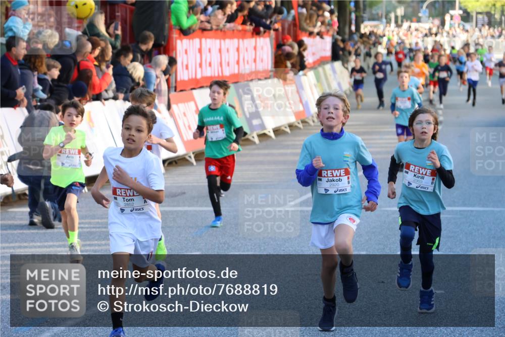25.04.2025 - Das Zehntel Strokosch-Dieckow http://msf.ph/oto/7688819 26.04.2025 08:51:16 Ziel 1473, 1476, 2156, 2166, 2321, 2643, 2711, 2731, 2800, 2840, 2852, 2855, 2903, 2920, 2935, 3210, 3214, 1285, 1325, 1584, 1714, 1736, 2069, 2164, 2472, 2497, 2829, 2881, 3202, 3244, 3509, 3554 meine-sportfotos.de