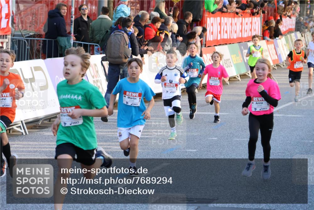 25.04.2025 - Das Zehntel Strokosch-Dieckow http://msf.ph/oto/7689294 26.04.2025 08:51:05 Ziel 1458, 1884, 2098, 2103, 2166, 2397, 2492, 2517, 2800, 2849, 2855, 2903, 2920, 3210, 3214, 3445, 3520, 3528, 3774, 3812, 3849, 3872, 1217, 1554, 1702, 1735, 1764, 2329, 2570, 2731, 2817, 2994, 3118, 3194, 3230, 3546, 3557, 3607, 4052 meine-sportfotos.de