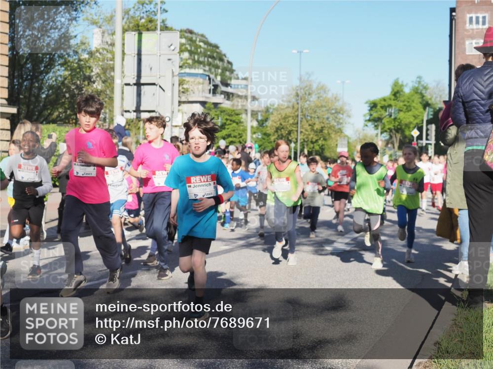 25.04.2025 - Das Zehntel KatJ http://msf.ph/oto/7689671 26.04.2025 08:35:46 Laufen 3462, 2084, 10 meine-sportfotos.de