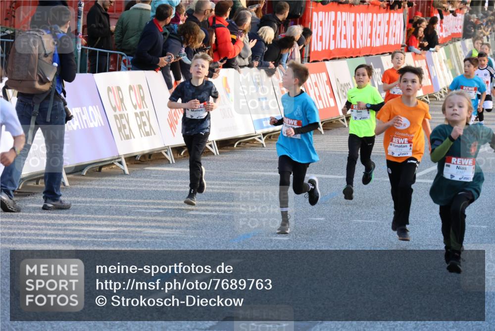 25.04.2025 - Das Zehntel Strokosch-Dieckow http://msf.ph/oto/7689763 26.04.2025 08:51:00 Ziel 1283, 1458, 1884, 2098, 2103, 2349, 2397, 2492, 2517, 2849, 2855, 3445, 3520, 3528, 3774, 3812, 3849, 3872, 1577, 1702, 1764, 1882, 1884, 2302, 2329, 2334, 2726, 2731, 2812, 2994, 3359, 3607, 3701, 3824 meine-sportfotos.de