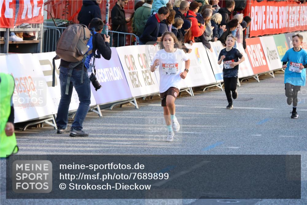 25.04.2025 - Das Zehntel Strokosch-Dieckow http://msf.ph/oto/7689899 26.04.2025 08:50:59 Ziel 1283, 1458, 1884, 2098, 2103, 2349, 2397, 2492, 2517, 2849, 3445, 3520, 3527, 3528, 3774, 3812, 3849, 3872, 1577, 1764, 1882, 1884, 2302, 2329, 2334, 2726, 2731, 2812, 2994, 3359, 3607, 3701, 3824 meine-sportfotos.de
