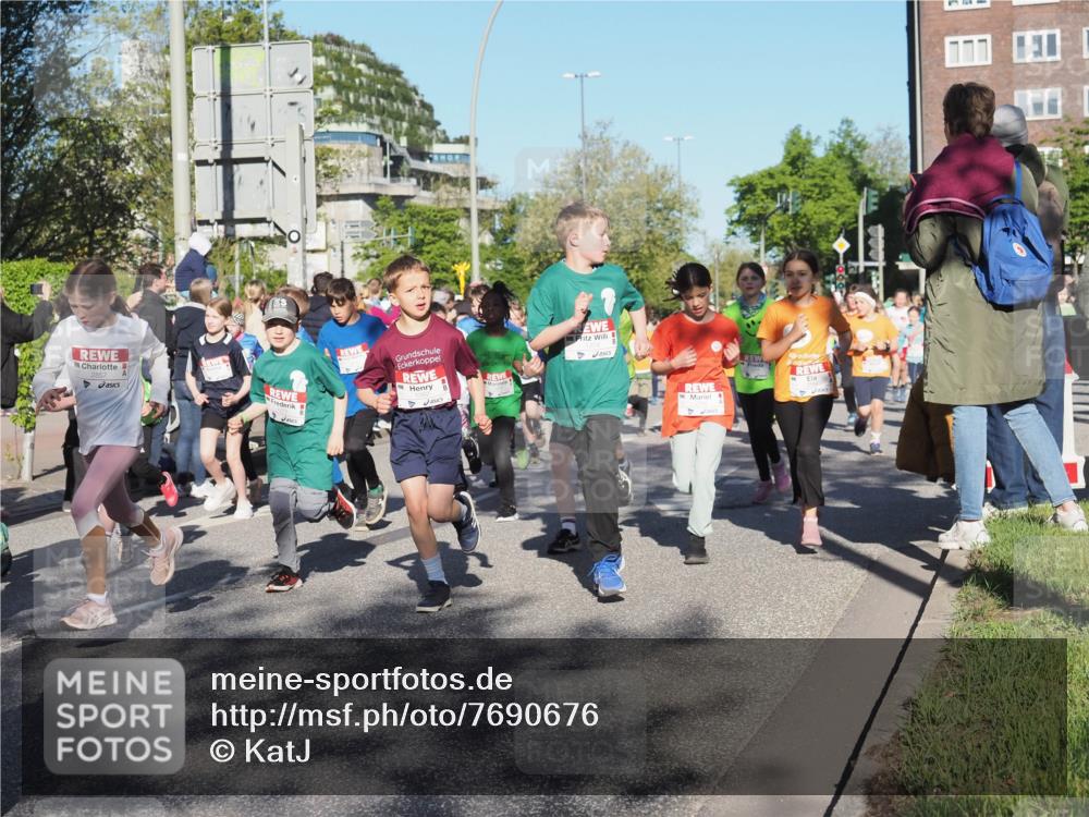 25.04.2025 - Das Zehntel KatJ http://msf.ph/oto/7690676 26.04.2025 08:36:06 Laufen 2857, 3 meine-sportfotos.de