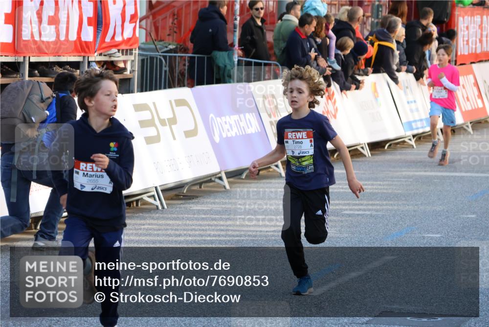 25.04.2025 - Das Zehntel Strokosch-Dieckow http://msf.ph/oto/7690853 26.04.2025 08:50:46 Ziel 1283, 2208, 2349, 2655, 2728, 2874, 3233, 3455, 3485, 3527, 1570, 1581, 2275, 3216, 3411, 3415, 3838 meine-sportfotos.de