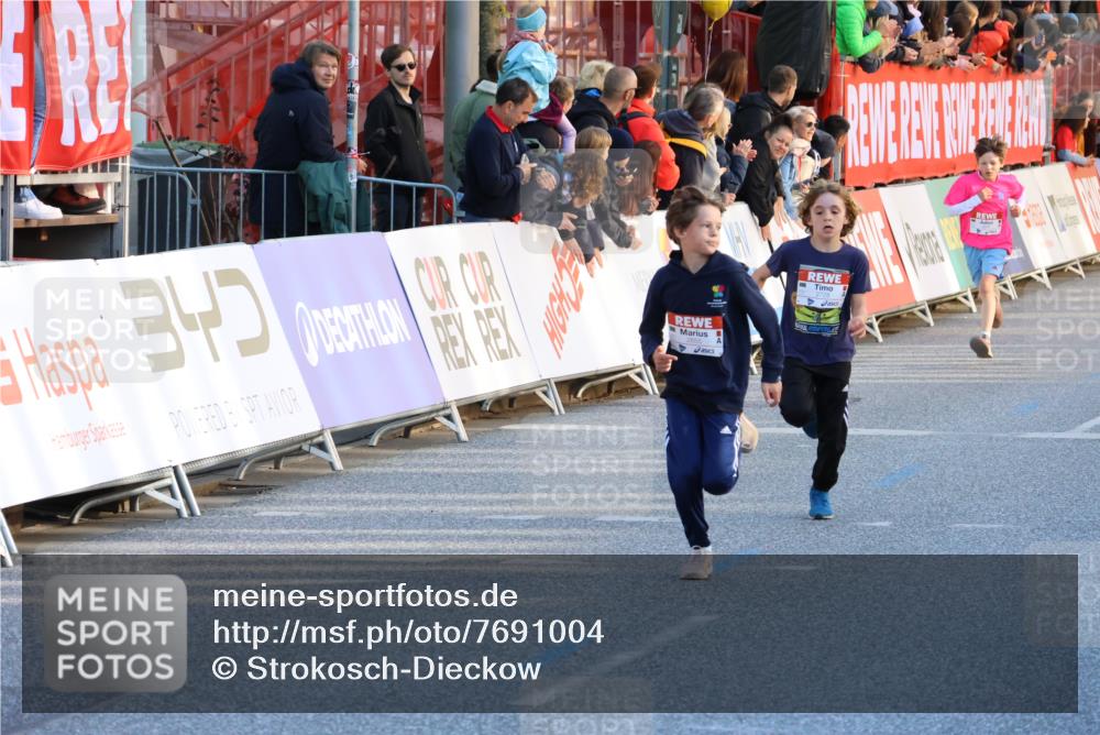 25.04.2025 - Das Zehntel Strokosch-Dieckow http://msf.ph/oto/7691004 26.04.2025 08:50:44 Ziel 2208, 2349, 2655, 2728, 2874, 3233, 3455, 3485, 3527, 1570, 1581, 2275, 2647, 3216, 3415, 3838 meine-sportfotos.de