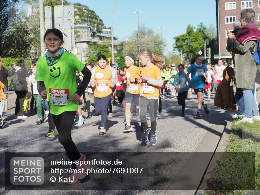 25.04.2025 - Das Zehntel KatJ http://msf.ph/oto/7691007 26.04.2025 08:36:09 Laufen 3044 meine-sportfotos.de